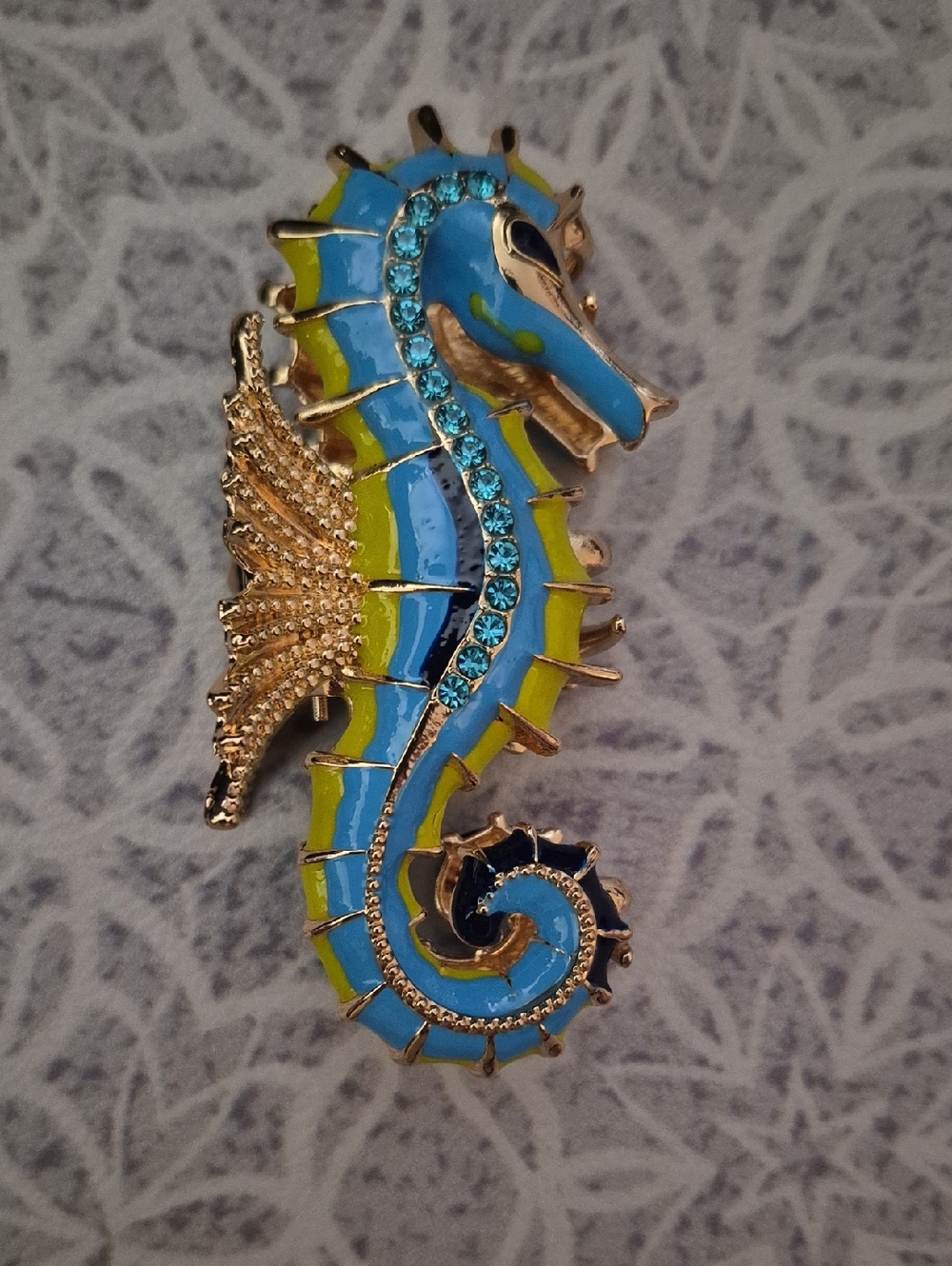 Seahorse hairclip in Turquoise, Lime & Gold